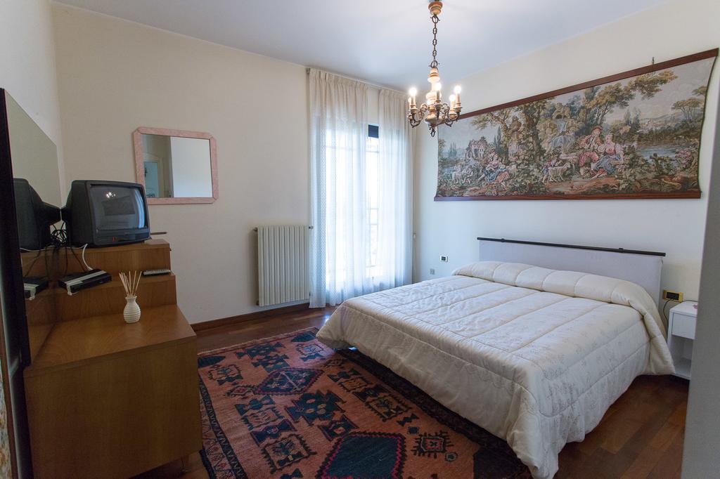 Villagramde Barlassina Pokoj fotografie